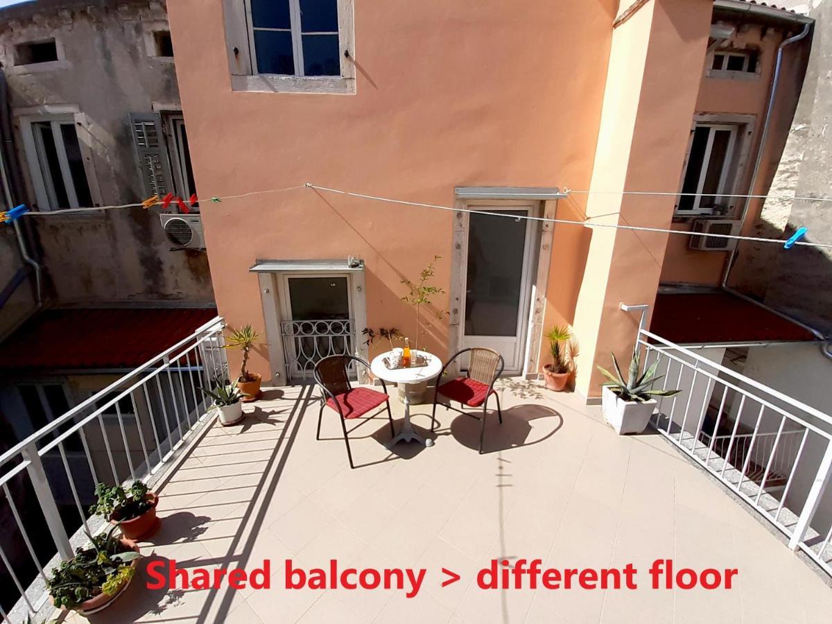 Guest House Barocco Ровінь Екстер'єр фото